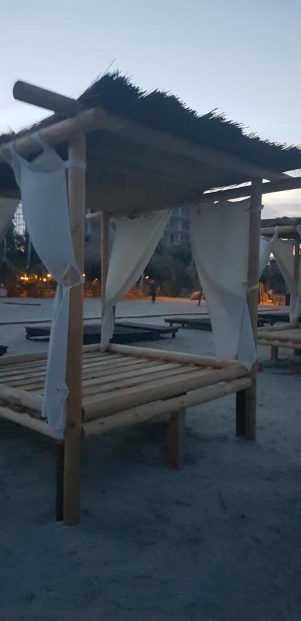 شقة Garsoniera Papaya Beach Năvodari المظهر الخارجي الصورة
